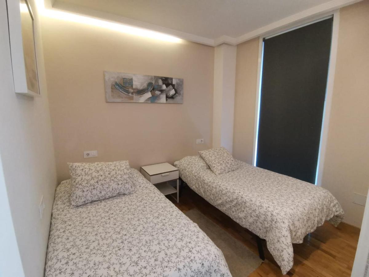 Burgas Termal Apartment Ourense Bagian luar foto